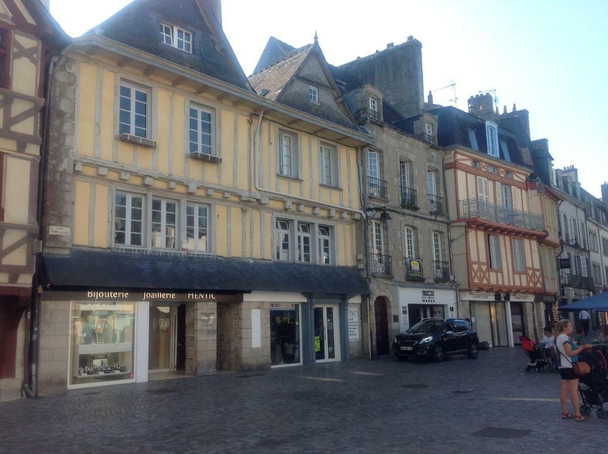 Le Vieux Quimper Classe*** Apartment Luaran gambar