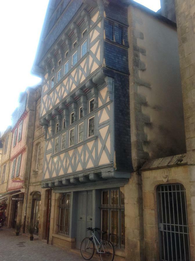 Le Vieux Quimper Classe*** Apartment Luaran gambar