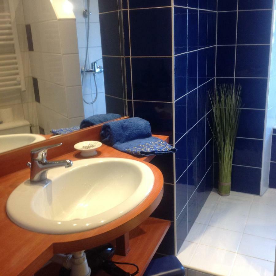 Le Vieux Quimper Classe*** Apartment Luaran gambar