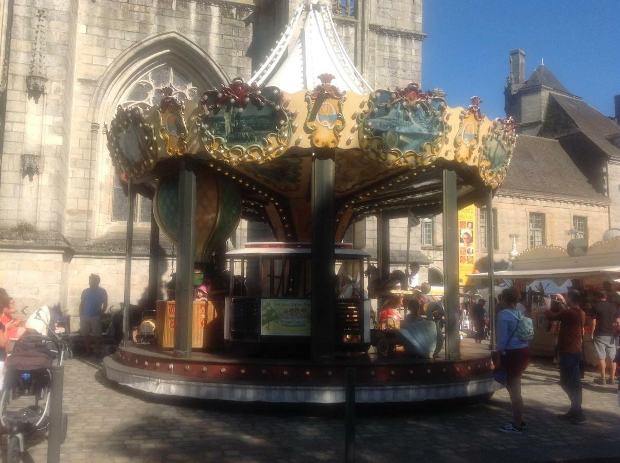 Le Vieux Quimper Classe*** Apartment Luaran gambar